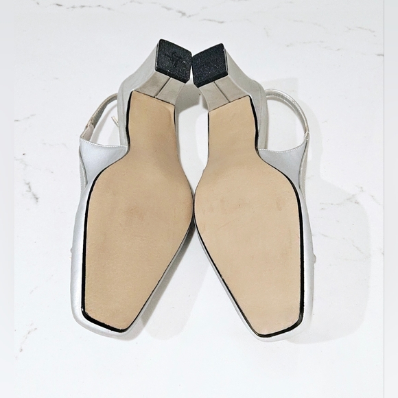 Slingback Pump Heels Jovie Womens Size 8.5 Silver Ballet Toe Bow Front - Picture 6 of 6